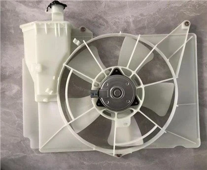 トヨタ VIOS 02-03 YARIS VITZ 用ラジエーター ファン アセンブリ 00-04 16711-21030