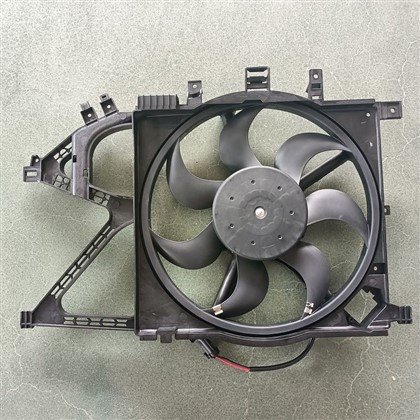 オペル コルサ C (F08/68) ハッチバック 1.4 16V (Z14XE) ラジエーター ファン (OEM 24445173) 2002-03